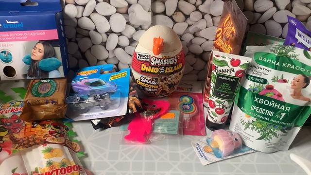 Покупки из "Подружки", "Фикс прайс", "Детского мира". смотреть онлайн