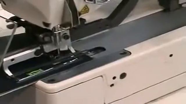 Juki LBH-1790S IP200 петельна швейна машина смотреть онлайн