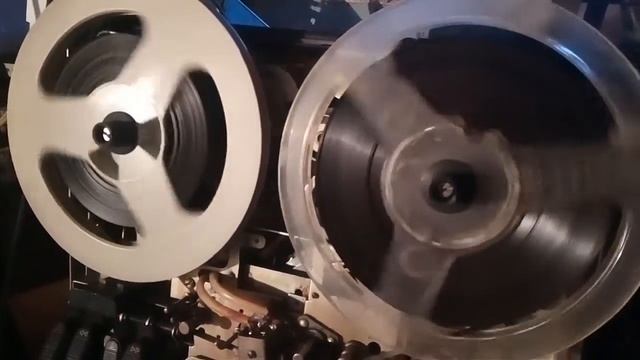 Магнитофон Нота-203-1 после смазки и замены пассиков смотреть онлайн