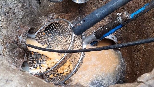 Huge blobs of fat came out endlessly смотреть онлайн