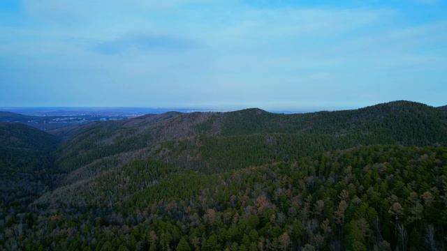 Красноярские столбы с квадрокоптера DJI Mavic Air 2S (Россия с воздуха) смотреть онлайн