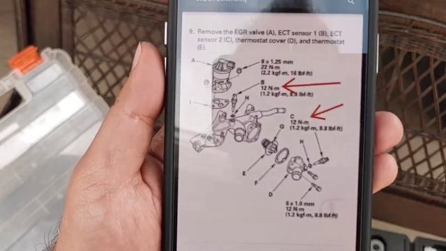 2005 Honda Pilot EX Thermostat Replacement with Mahle TX14678D смотреть онлайн