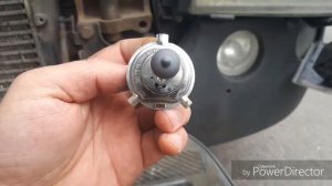 Скания замена лампы фары , всего за один час.