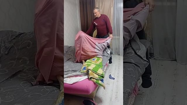 Как легко заправить пододеяльник смотреть онлайн