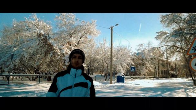 AKAWI - ЖИЗНЬ НЕ ДАЁТ ПОБЛАЖЕК смотреть онлайн