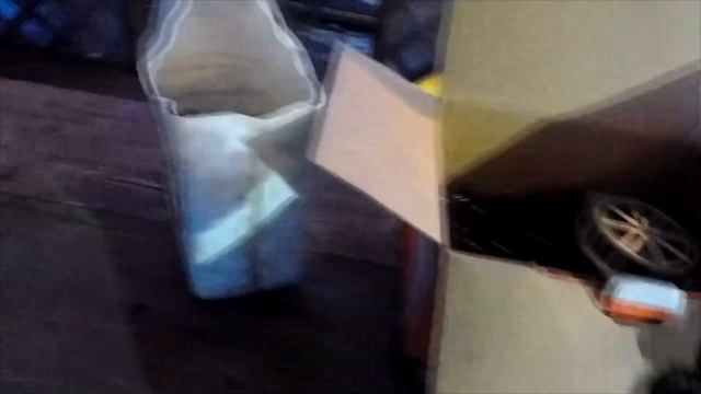 ВСТРЕТИЛ СВОЕГО ЗРИТЕЛЯ И ПОЛУЧИЛ ОТ НЕГО... ДОРОГИЕ ПОДАРКИ / ДОНАТЫ НА ВЕС ЗОЛОТА смотреть онлайн