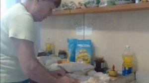 ПЕЧЁМ СДОБНЫЕ КРУТЕНИЧКИ  И УГОЛОЧКИ С ПОВИДЛОМ