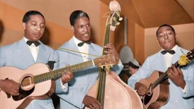 Lonnie Johnson - Pleasing You, As Long As I Live смотреть онлайн