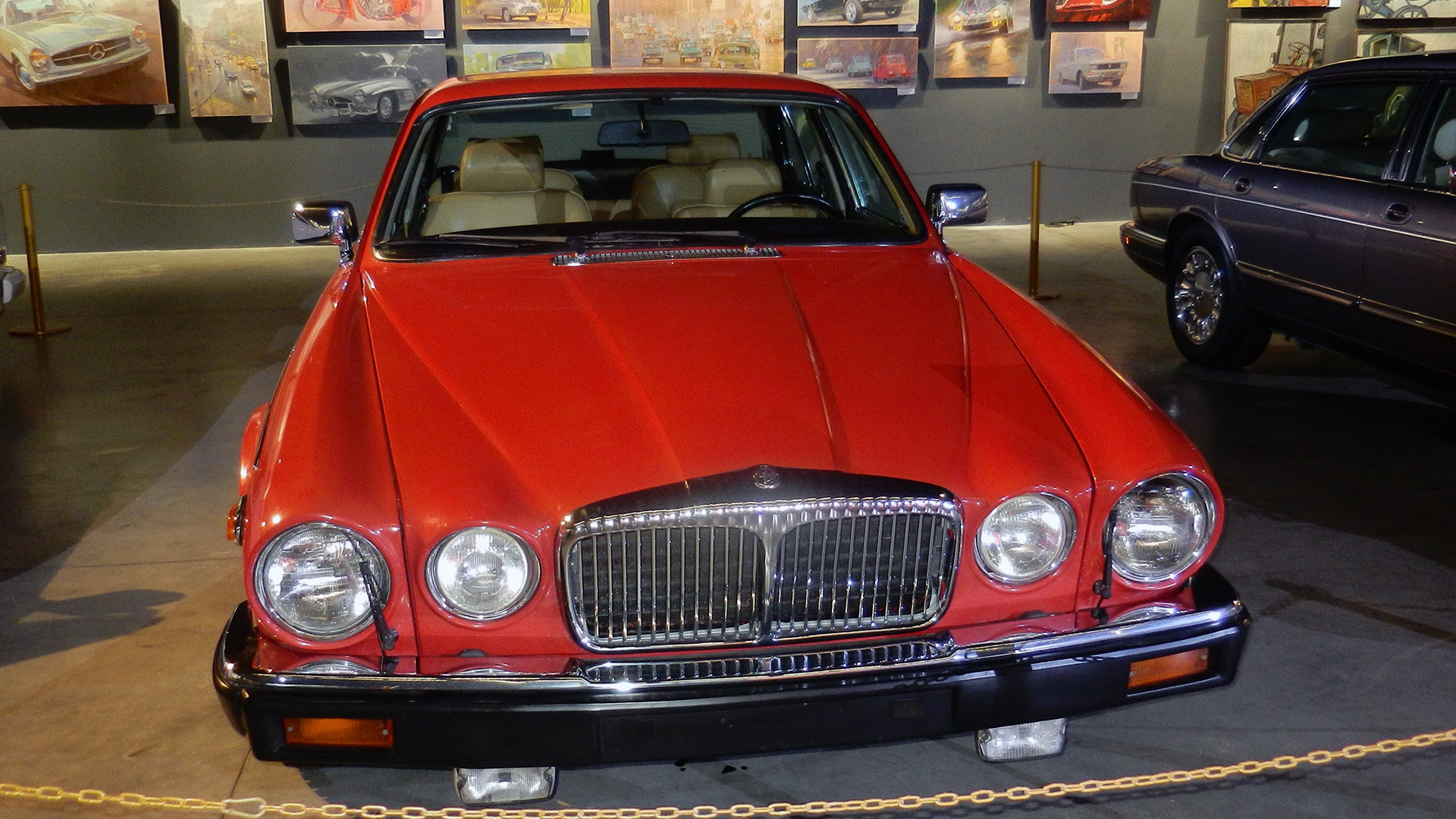 Daimler Double Six 1985 смотреть онлайн