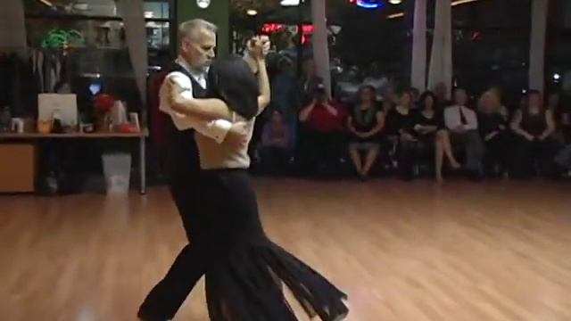 The Ballroom Studio 2008 Fall Showcase - Parvati Patil and Dave Ambrose смотреть онлайн