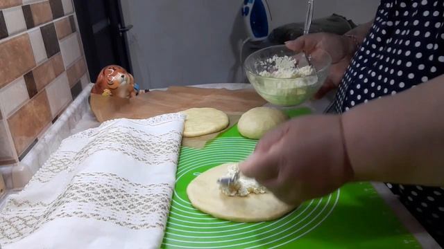 БУЛОЧКИ ?РОМАШКИ С ТВОРОГОМ?МЕДОВЫЕ?ПОШАГОВЫЙ РЕЦЕПТ? смотреть онлайн