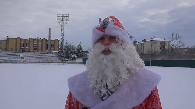 Деды морозы на забеге смотреть онлайн