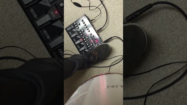 Ambient Guitar Swells with Boss ME-70 смотреть онлайн