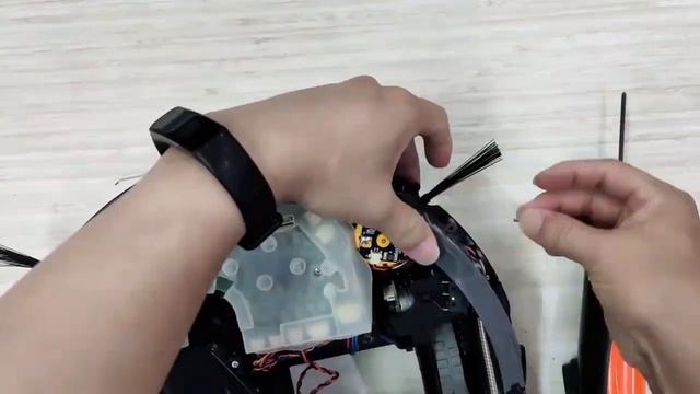 How to replace the front infrared sensor | ILIFE A10 Robot Vacuum смотреть онлайн