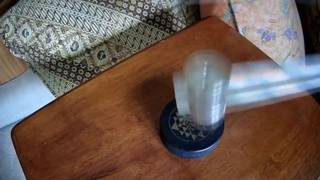 JONATHAN GOLDMAN DEMONSTRATES THE VIBRO TUNERS смотреть онлайн