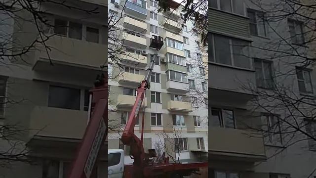 Сложный монтаж окон в лифтовой шахте смотреть онлайн