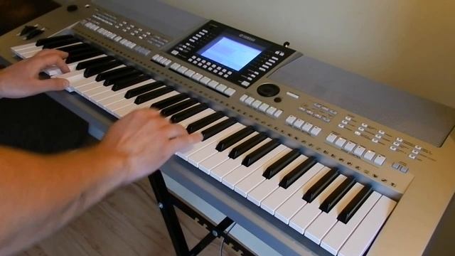 Enya - Only Time - Live by Piotr Zylbert (HD).mp4 смотреть онлайн