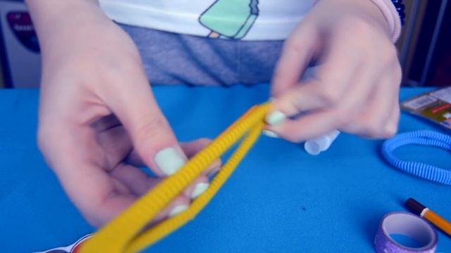 DIY / КАК УКРАСИТЬ ШКОЛЬНЫЕ КАРАНДАШИ смотреть онлайн
