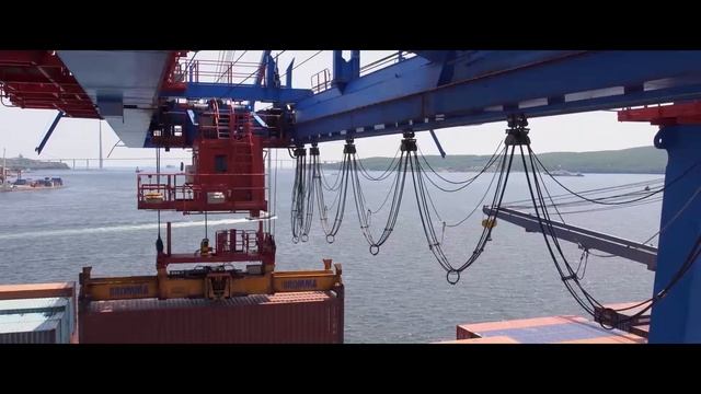 Video Commercial Port of Vladivostok. English смотреть онлайн
