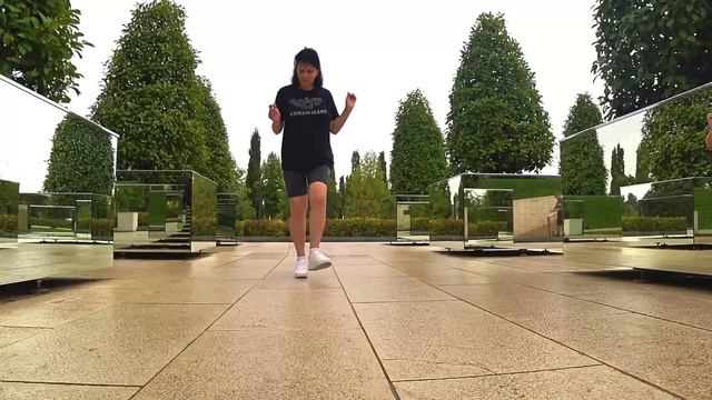 МНЕ 60 ТАНЦУЮ ШАФФЛ, надоело сидеть дома! смотреть онлайн