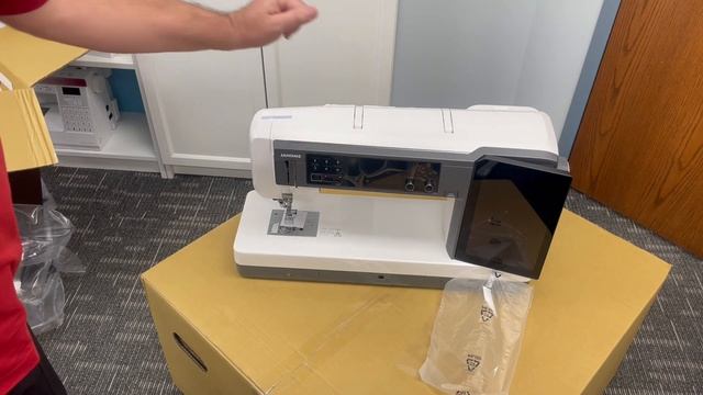 Unboxing the fabulous NEW Janome Continental M17 смотреть онлайн