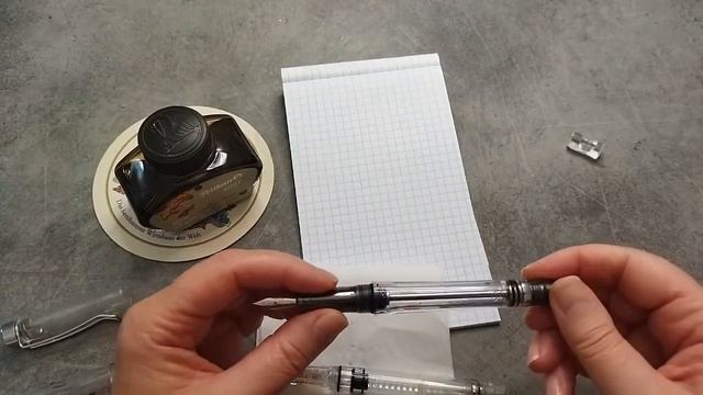Как заправить перьевую ручку с вакуумным наполнением? Чем вакуумная заправка отличается от пистона? смотреть онлайн