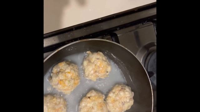 Котлети, як на пару: готуємо без пароварки. Котлеты, как на пару: готовим без пароварки. смотреть онлайн