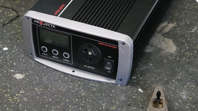 Projecta IP1000 1KW Inverter unbox and load testing смотреть онлайн