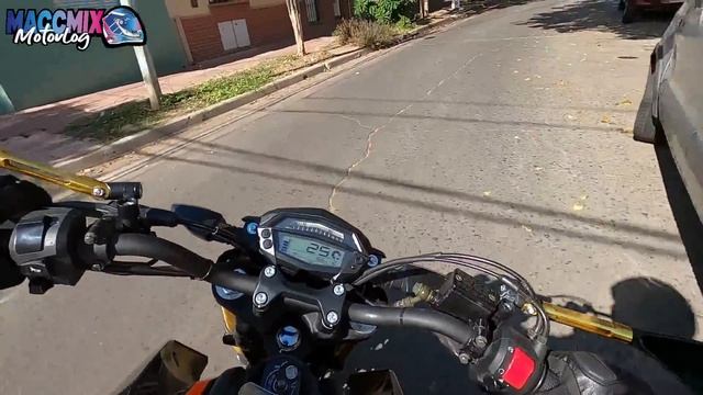 RVM F5 250 toma de contacto смотреть онлайн