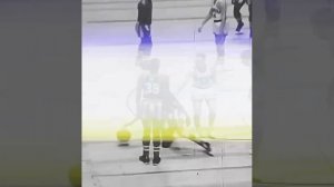 Кадры из 1956 года с участием Harlem Globetrotters - баскетбольной команды США.