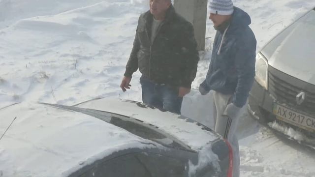 Чистка снега на дороге. смотреть онлайн