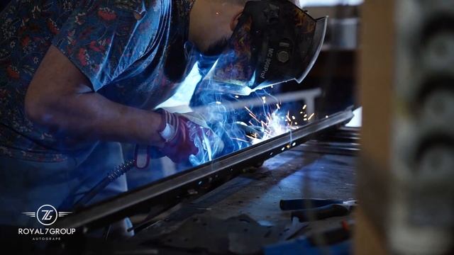 Процесс создания межсалонной перегородки в Mercedes v class w447 смотреть онлайн