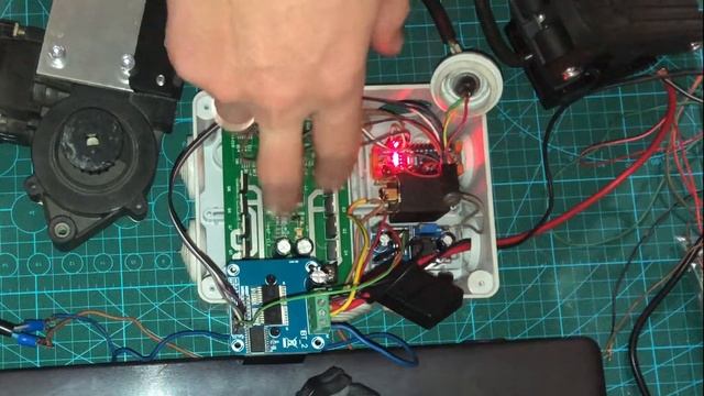 Драйвер двигателя BTS7960B на 43А для электрической машины High Current Motor Drive смотреть онлайн