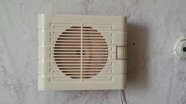 Радио висит на стене смотреть онлайн
