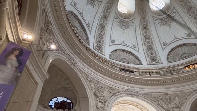 Vienna. ????♀️Исторический центр Вены.Чумная колонна.Церковь Св.Петра.#views#travel#прогулка смотреть онлайн