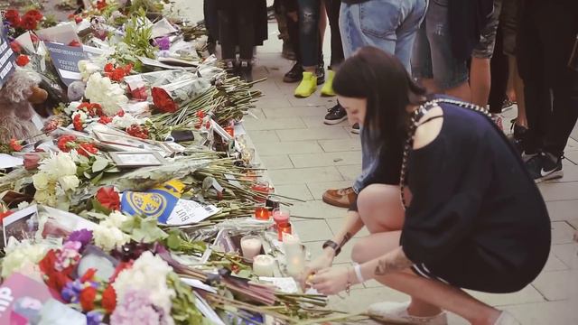 Mourning For Chester Bennington In Moscow. Прощание с Честером Беннингтоном в Москве