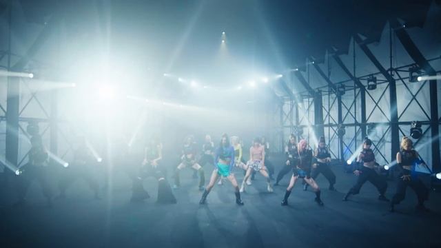 EVERGLOW - SLAY MV Teaser смотреть онлайн