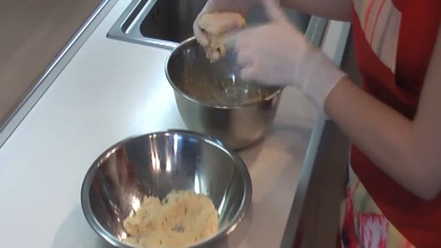 Пармезанские крылышки. Очень вкусно! смотреть онлайн
