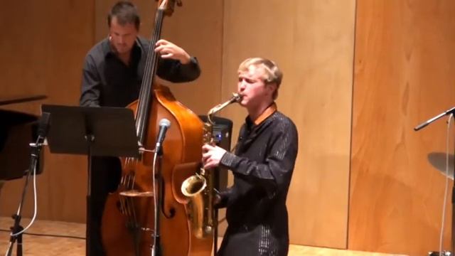 Andrew Linham Quartet performs 'Wednesday Afternoons' смотреть онлайн