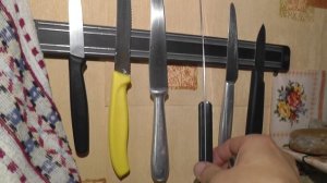Про магнитные держаки для ножей. Магнитный держатель на кухню