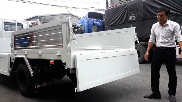 Giới Thiệu Xe Tải Isuzu 2T5 Thùng Lửng Mới Euro4 Năm 2018 | đánh giá xe tải смотреть онлайн