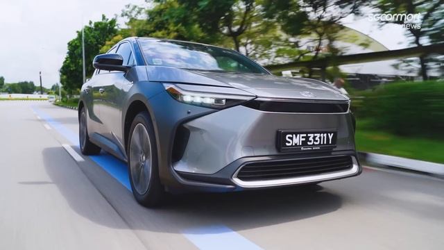 2022 Toyota bZ4X 71.4kWh | Sgcarmart Reviews смотреть онлайн