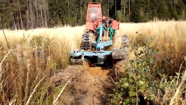 Навесная система нз 80ГМ с плугом пл на тракторе онежец 320 в работе смотреть онлайн