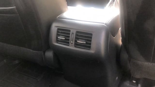 2017 Nissan Navara 2.3 dCi Tekna Double Cab Pickup 4WD смотреть онлайн