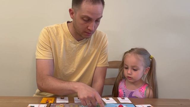 Обзор игры "Коварный лис" или "Outfoxed" - одна из первых настольных игр для детей! смотреть онлайн