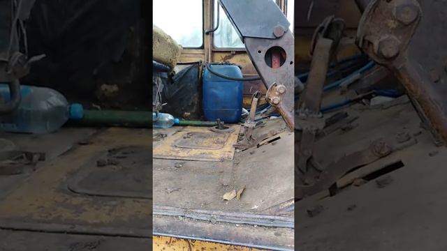 Выхлопная на дт75