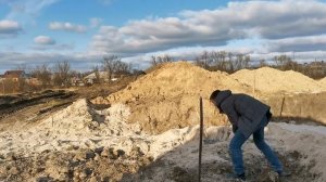 Грунтобетон резко повысил несущую способность грунтов оснований.