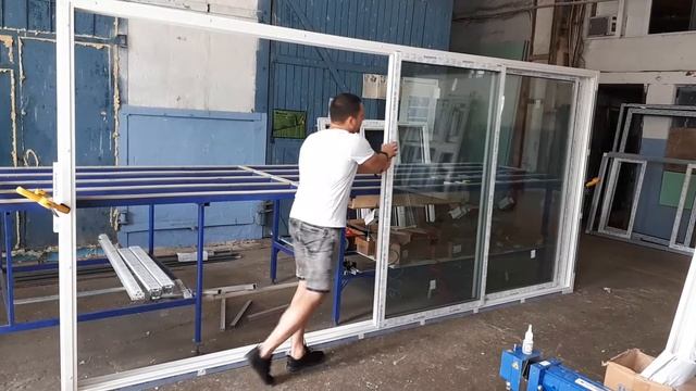 Раздвижная система "Slidors". Оконный завод "Гарант". смотреть онлайн
