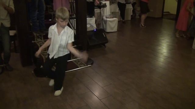 Улетный брейк данс смотреть онлайн