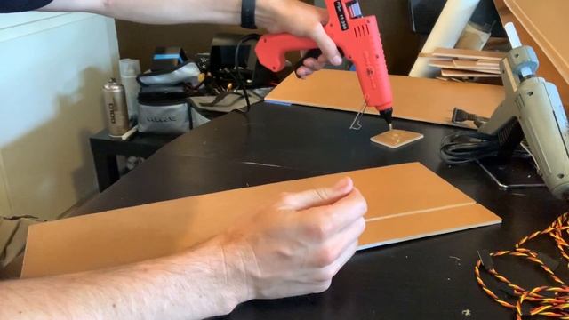 A New Glue Gun! - FT300W First Impression смотреть онлайн
